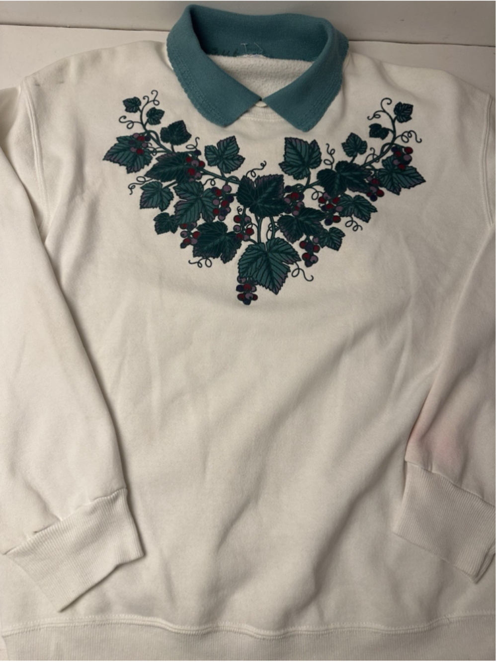 Vintage Collared Sweatshirt Medium Womens L White Teal Grape Vine Graphic 9